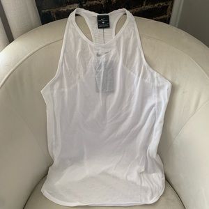 NWT Size S Nike Tank